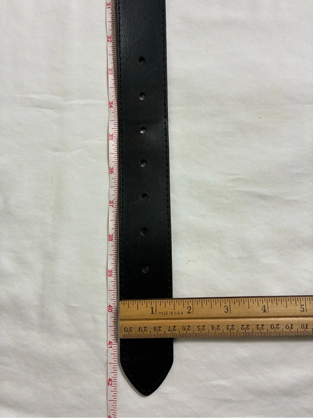 Levi's Black men's belt sz M 34-36 Genuine Leather Brushed Metal Buckle